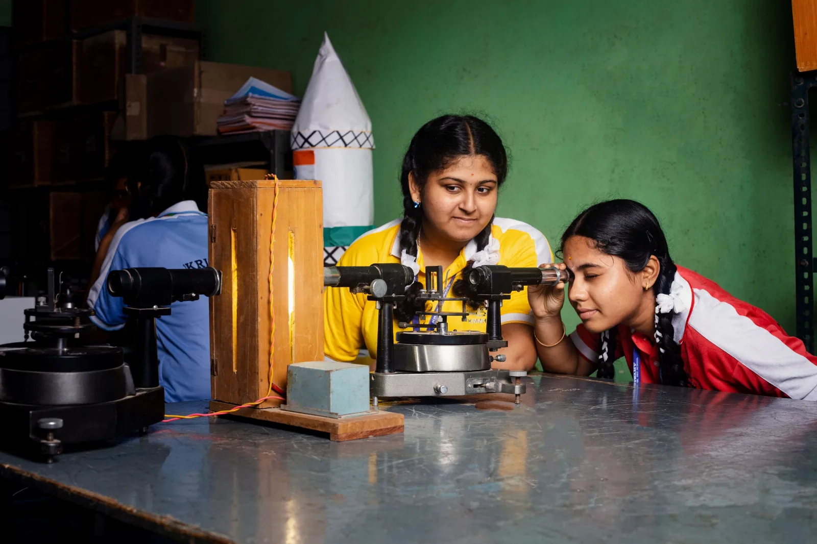 KMMHSS Laboratory — Photo 3